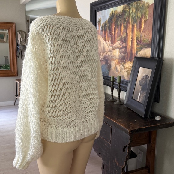 hand knitted loose weave bell sleeve SWEATER - Picture 4 of 5